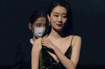 導(dǎo)演劉信達(dá)公開(kāi)警告張小斐