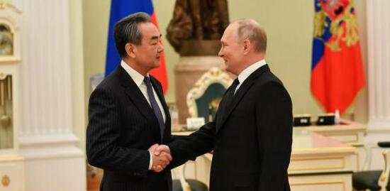 俄羅斯總統(tǒng)普京會(huì)見(jiàn)王毅